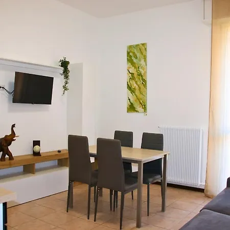 شقة Pecchi Blend, Modern Design & Location Cassina de' Pecchi