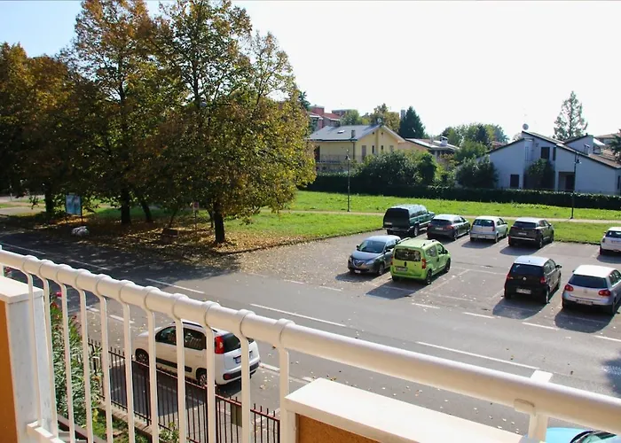 Pecchi Blend, Modern Design & Location Appartement *